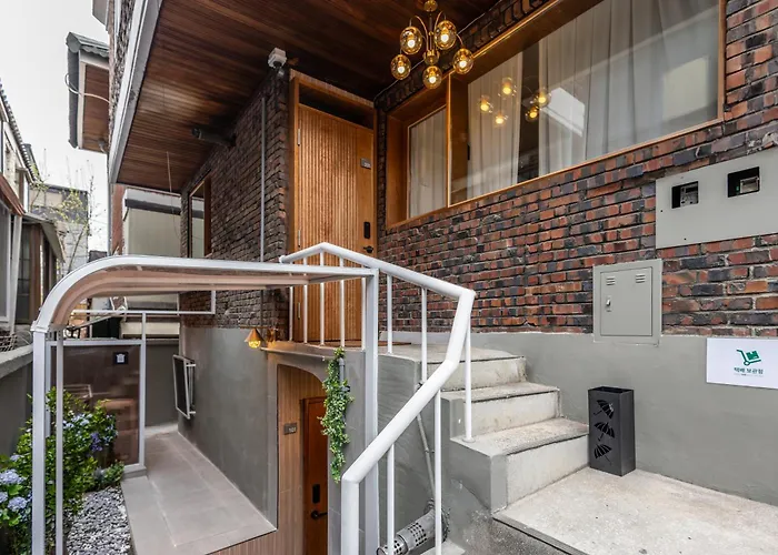 Marie's House 201 Hongdae 4*